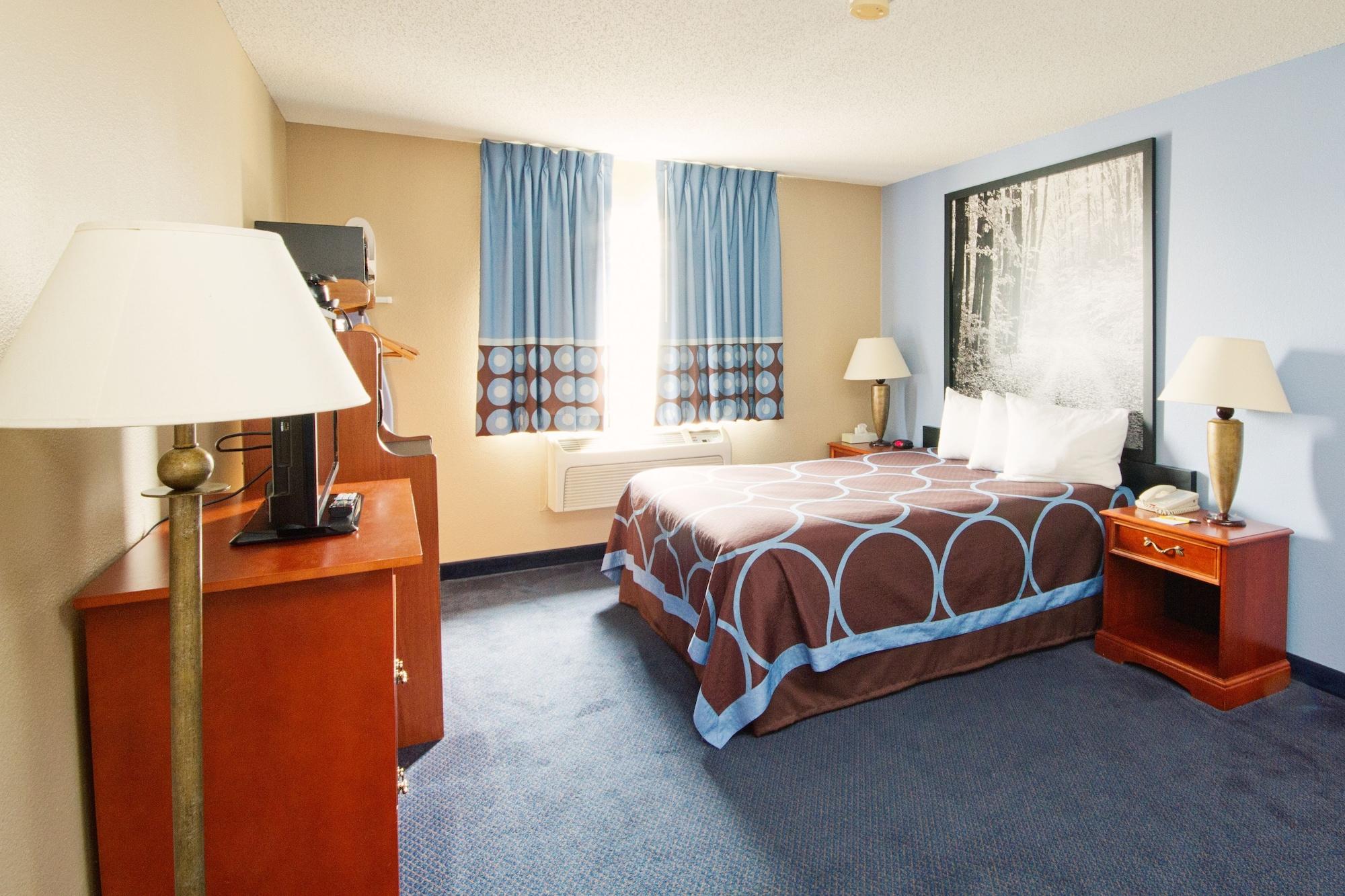 Super 8 By Wyndham Adrian Hotel Exterior photo