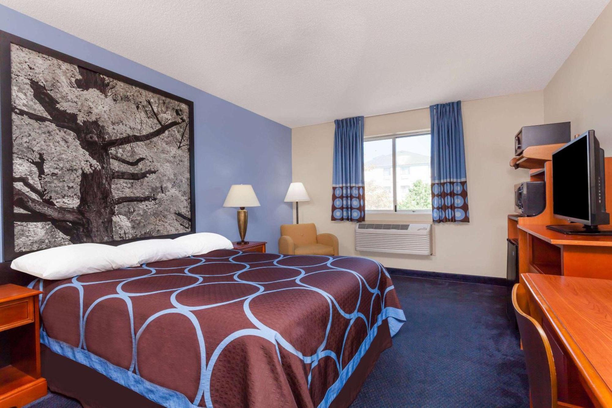 Super 8 By Wyndham Adrian Hotel Exterior photo